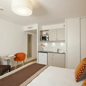 Residhome Rosa Parks 3* Paris